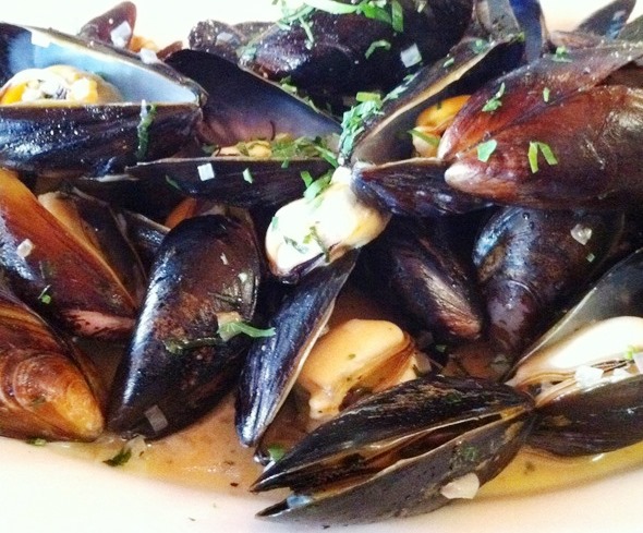 mussels at bar tabac