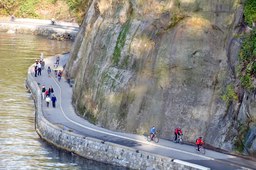 Stanley Park seawall (Photo from Straight.com)