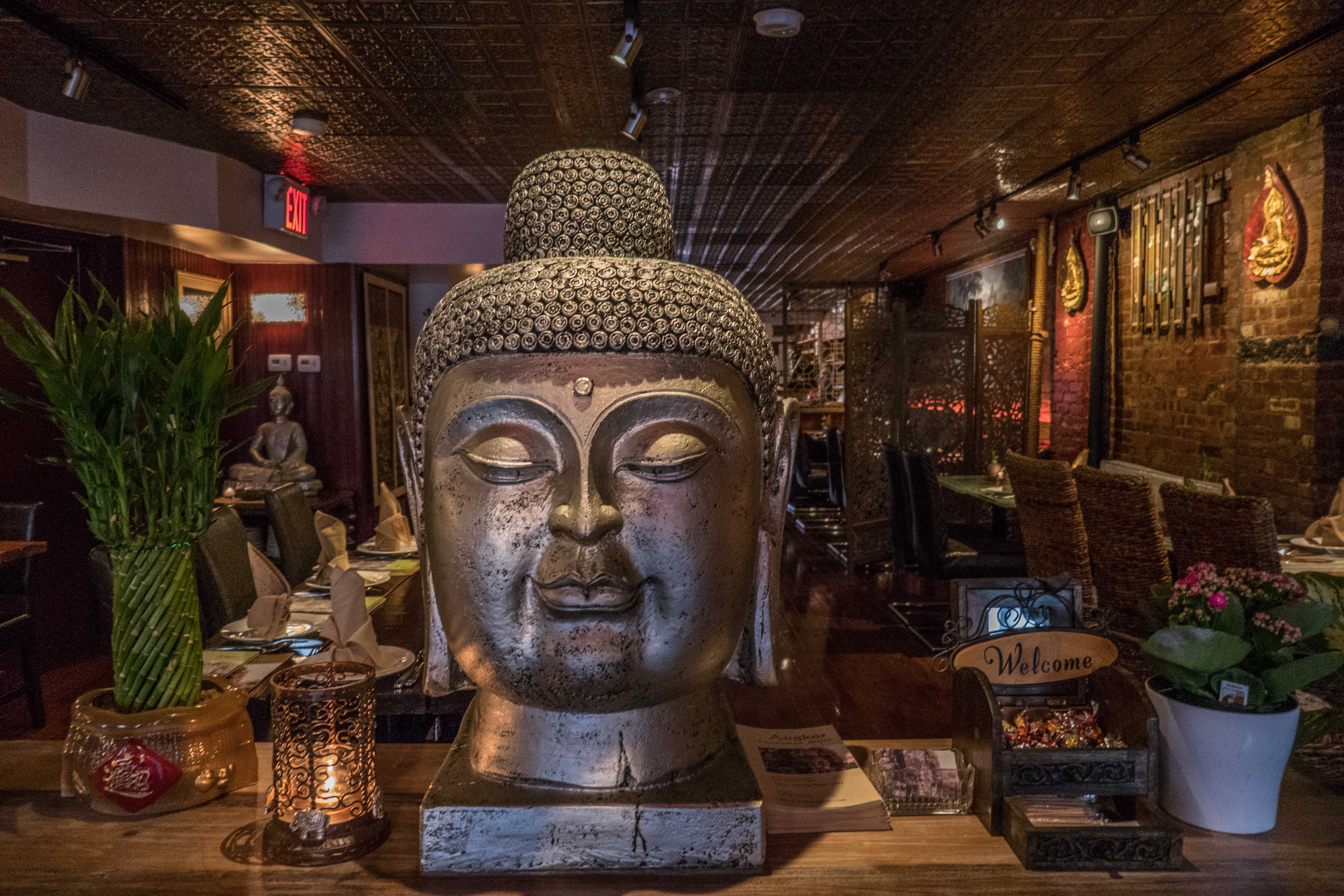 Angkor-Cambodian-Bistro-entrance-5472×3648
