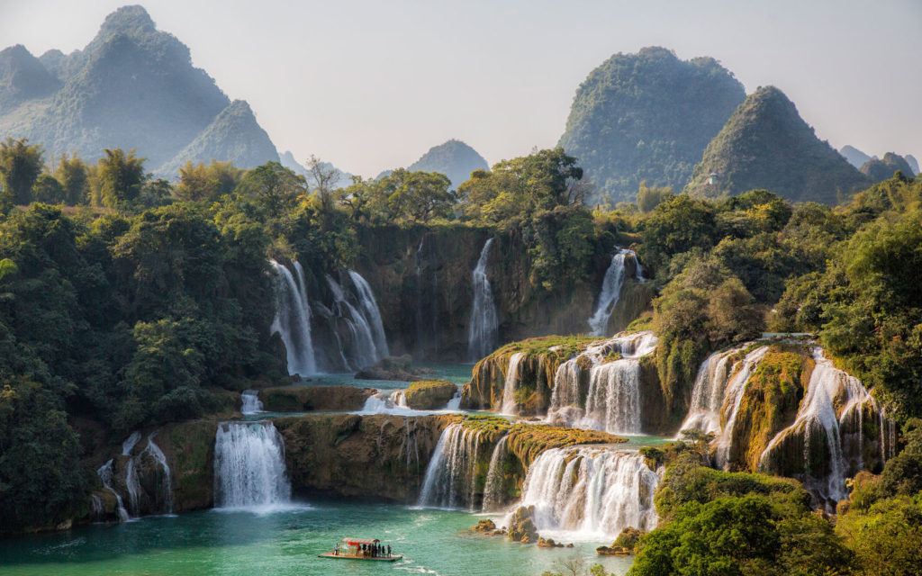 Ban Gioc-Detian Falls (Photo credits: http://cdn-image.travelandleisure.com)