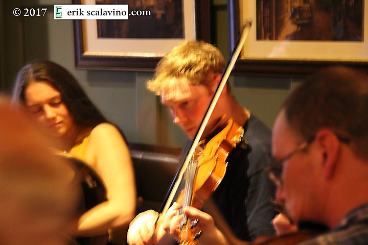 Brogans fiddle_web