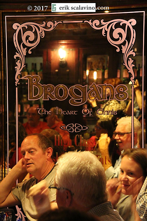 Brogans patrons in mirror_web