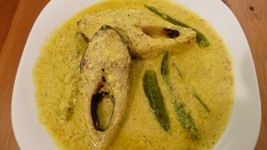 Doi Hilsha (Photo credits: masalatize.com)