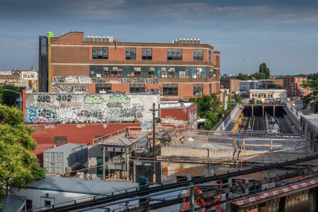 D-train-55-St-Subway-Station-Borough-Park-Brooklyn-1600×1067
